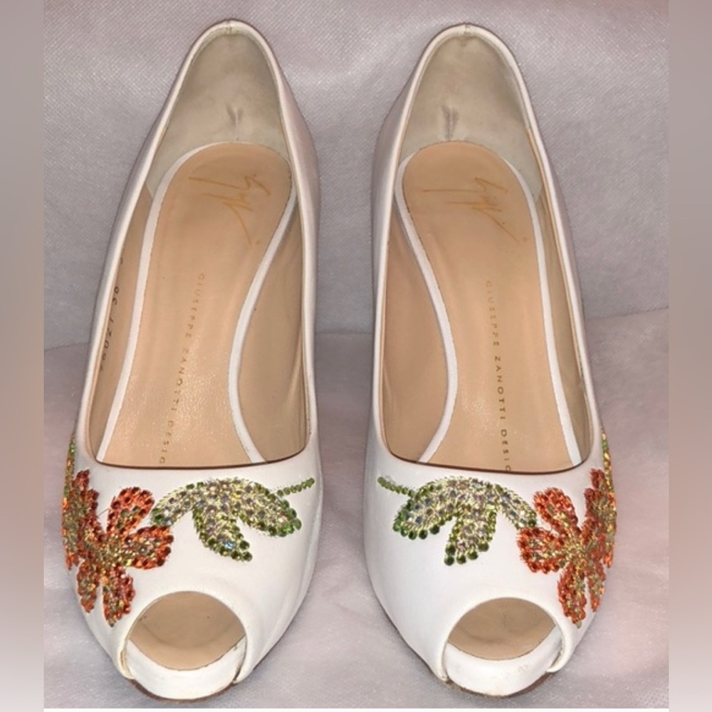 Giuseppe Zanotti White with rhinestones 40IT / US 10